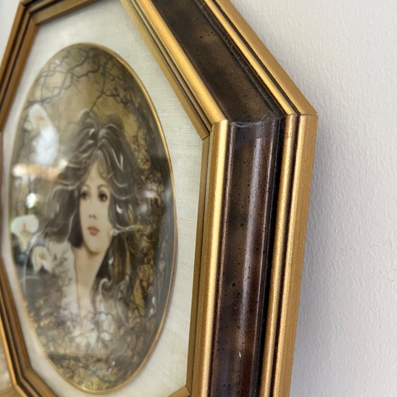 Vintage Framed Romantic Portrait Series Plate 'Lilie' - Picture 5 of 11